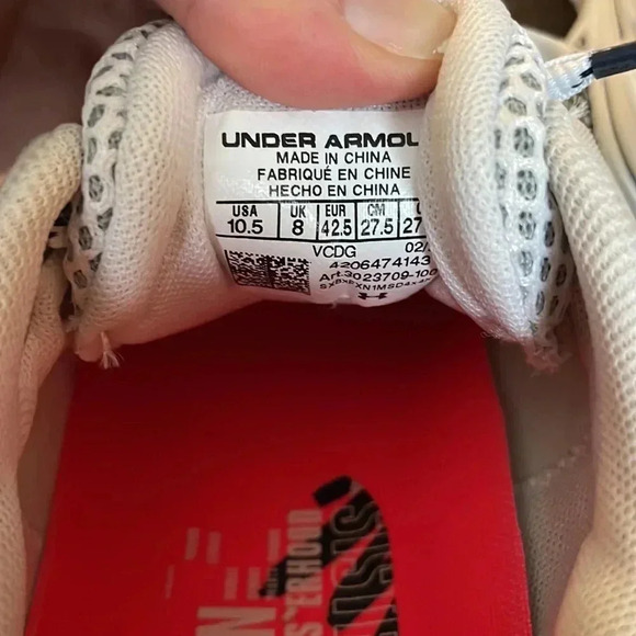 Under Armour Women's HOVR Block City Volleyball Shoes size‎ 10.5 - Picture 5 of 9